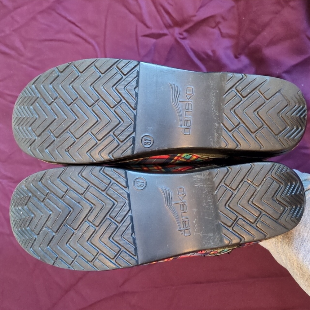 ⭐💥 Women's Dansko clogs size 37 plaid in good condition⭐💥 - Picture 7 of 10